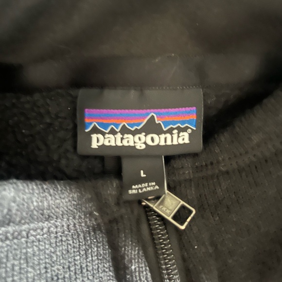 Patagonia Black Full-Zip Fleece - Picture 2 of 5